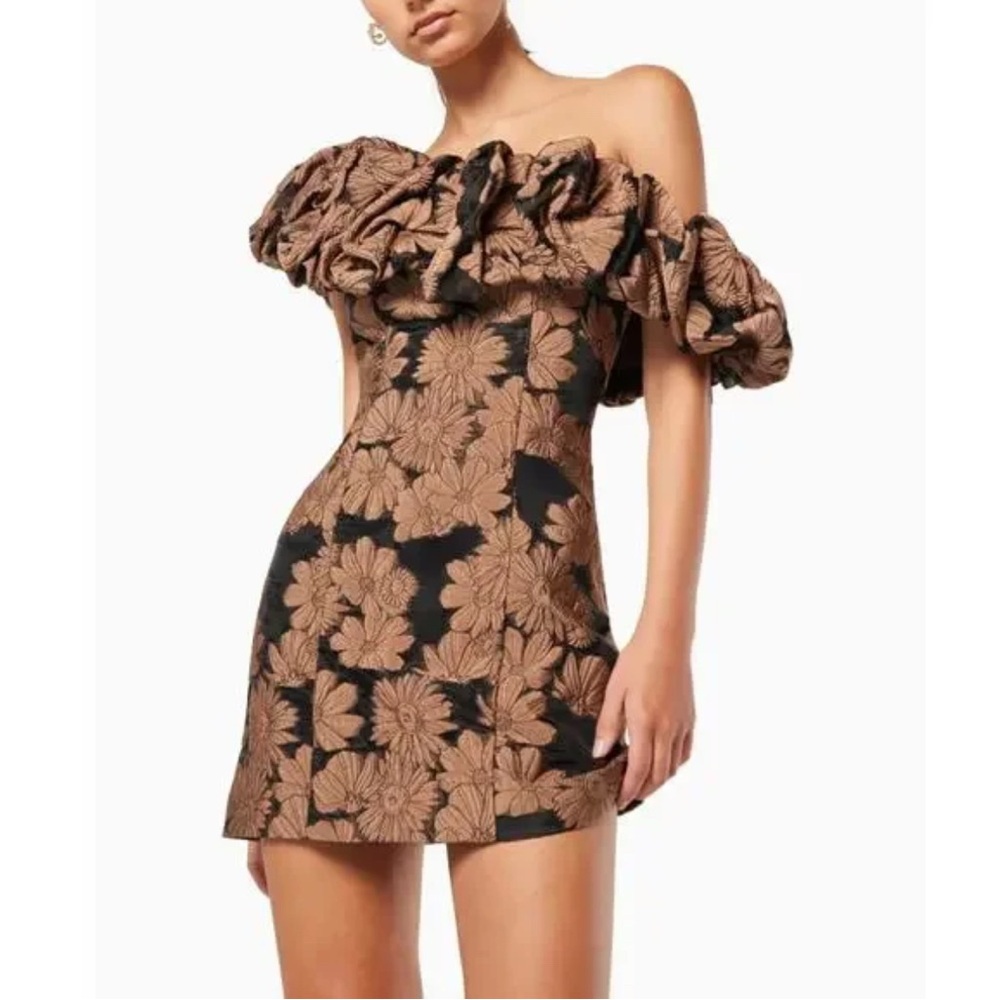 PRE-OWN✨Elliatt Manchester Dress Brown & Black Floral Jacquard Ruffle Mini Sz M
